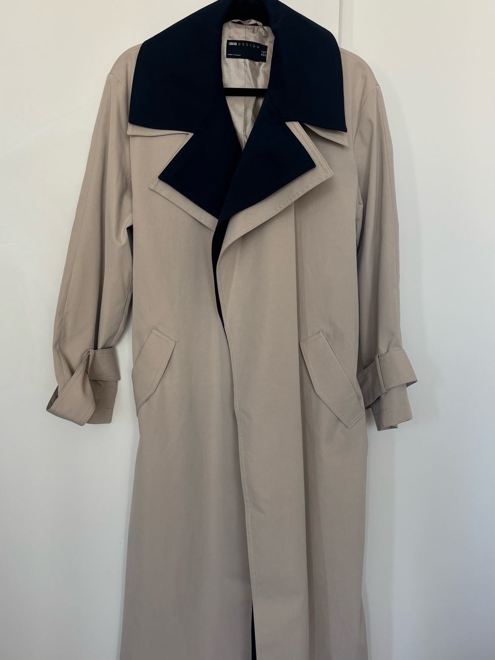 Oversized Contrast-Collar Trench Coat - Beige with Black Collar